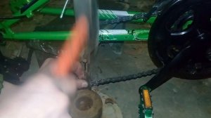 Как расклепать и заклепать цепь на велосипеде без спец инструмента