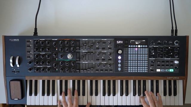 Ambient jam with the Arturia PolyBrute смотреть онлайн
