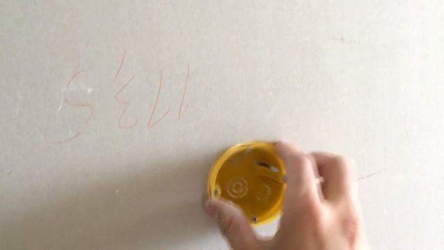Монтаж подрозетников в гипсокартоне. Ремонт квартиры своими руками. смотреть онлайн