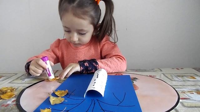 ОСЕННИЕ ПОДЕЛКИ для детей. смотреть онлайн