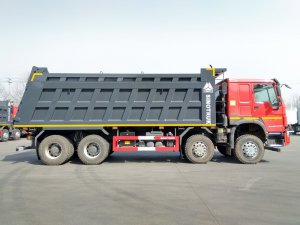 Ответы на комментарии, Хово HW76, 8х4, скошенный кузов.