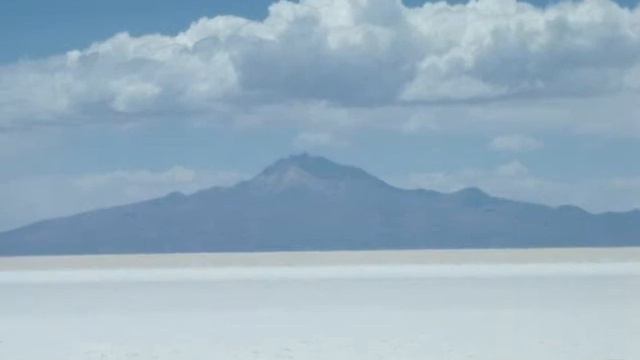 Unterwegs am Salar de Uyuni смотреть онлайн