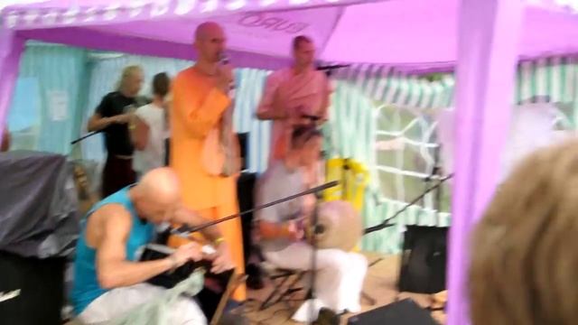 Говинда Радхе смотреть онлайн