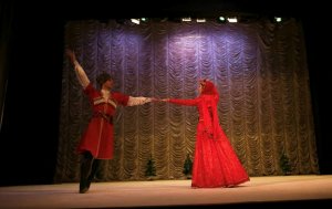 Парная лезгинка