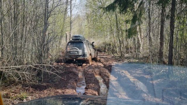 Cst Sahara AT 2...едет на уровне МТ.. смотреть онлайн