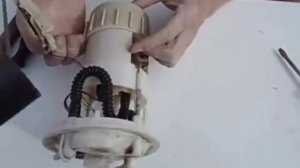 Как заменить бензонасос в Рено Меган 2