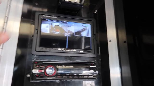 WE ARE BACK!!! COWMARO and BAD APPLE are alive!!! смотреть онлайн