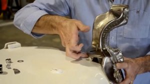 Установка ножек на чугунную ванну Elegansa