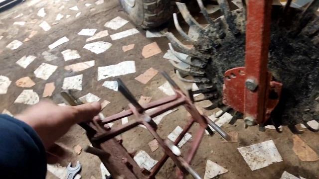 Переделки мб Нева, сцепка, навеска, стойки со ступицами, оригинальные узлы регулировки и прочее... смотреть онлайн