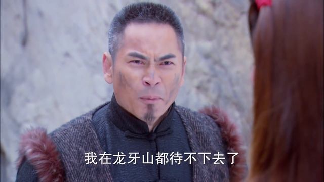 戰士跟保安團內訌，日軍突現，立馬齊心協力打日軍 смотреть онлайн