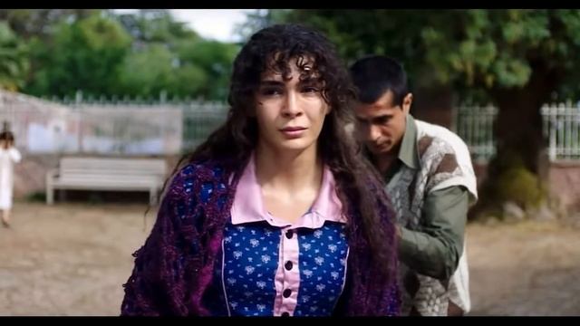 Как живёт Эбру Шахин - звезда сериала Ветреный смотреть онлайн
