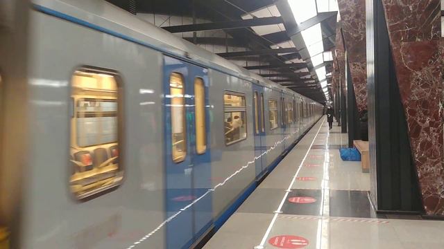 Метропоезд 81-760/761"Ока" маршрут №41 смотреть онлайн