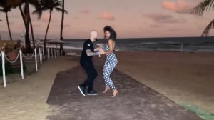 У ТЕБЯ НА РЕСНИЦАХ