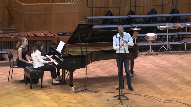 Verdi-Bassi – Fantasia on the themes from Rigoletto смотреть онлайн