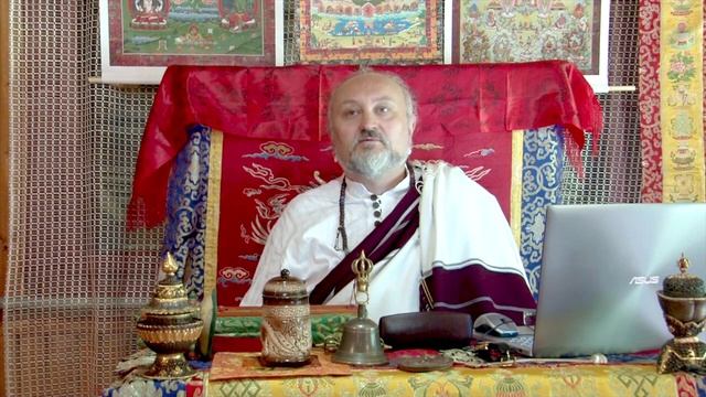Воззрение, медитация и поведение на пути трех колесниц, вводная лекция, часть 1/2. смотреть онлайн