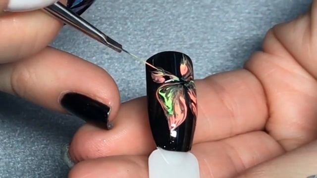 Рисуем бабочку! Мраморный эффект по мокрому гель красками! Золотое литье и тонкие линии! смотреть онлайн