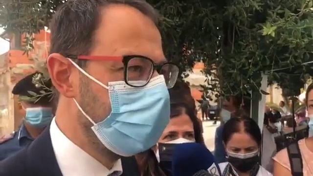 5 STELLE, DICHIARAZIONI DEL MINISTRO STEFANO PATUANELLI A SENNARIOLO (ORISTANO) смотреть онлайн