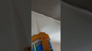 аккуратный шов силиконом между ванной и плиткой