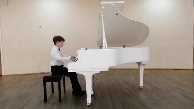 Kolabanov Svyatoslav: L.Desyatnikov Remenisces of the Theatre, Vaudeville/Л.Десятников Водевиль смотреть онлайн