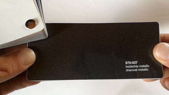 ORACAL® Charcoal metallic 970-937 смотреть онлайн