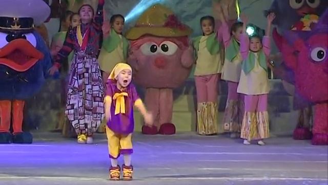 Новогодняя Елка с участием Президента Атамбаева (Видео) смотреть онлайн