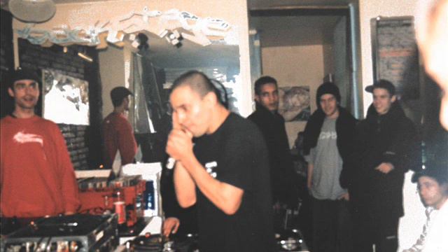Beat Box par ZULU SAM - 17/01/2004 - soirée DJ NICE et DJ MAGID -Toulouse смотреть онлайн