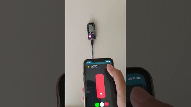 Homemade HomeKit supported Night Light with ESP32 смотреть онлайн