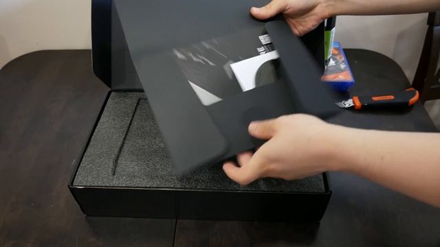 Распаковка посылки с Computeruniverse.ru. Где купить видеокарту в 2017 году? смотреть онлайн