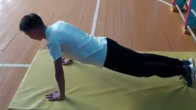 Упражнение на отжимание смотреть онлайн
