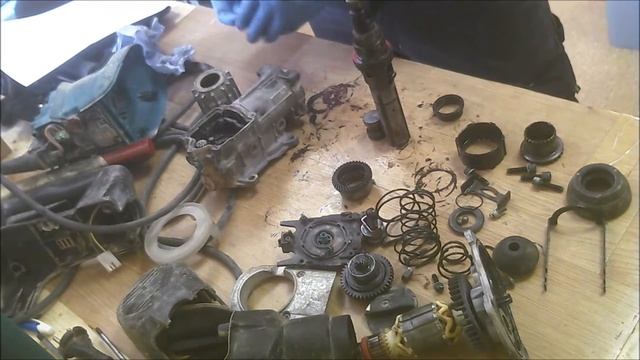 How to repair Makita rotary hammer HR3200c assemble disassemble repair o-ring change смотреть онлайн