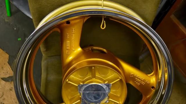 Покраска эксклюзивными красками мото техники у Маэстро смотреть онлайн