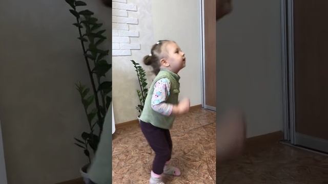 У лукоморья дуб зелёный Мария Жу 2,5 лет смотреть онлайн