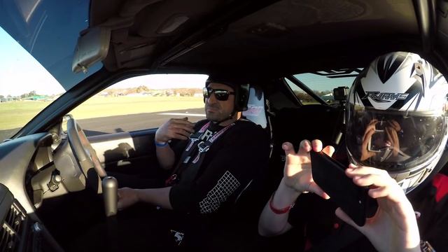 Mental 1100whp R34 Skyline GT-R dominates Runway Thrash - Into the 8s with a manual! смотреть онлайн