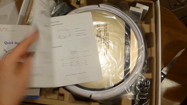 Робот-Пылесос ILIFE V5s с AliExpress (сухая&влажная уборка): распаковка с Бэллой и Джойкой