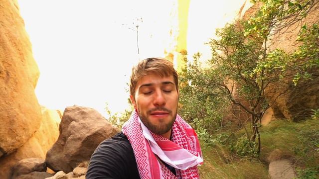 Bagging Peaks and Exploring Ancient Ruins in Saudi Arabia смотреть онлайн