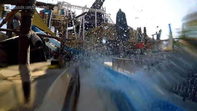 Yas Waterworld Abu Dhabi - Liwa Loop | AquaLoop Trapdoor Waterslide Onride смотреть онлайн