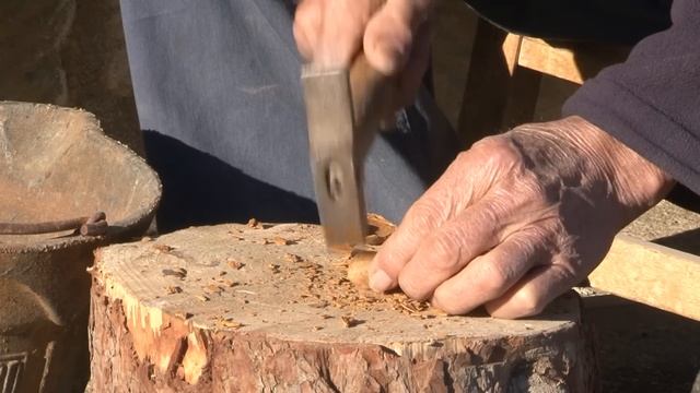 Las ALMENDRAS. Vareo manual del árbol, recogida del fruto, técnicas de pelado y secado al sol смотреть онлайн