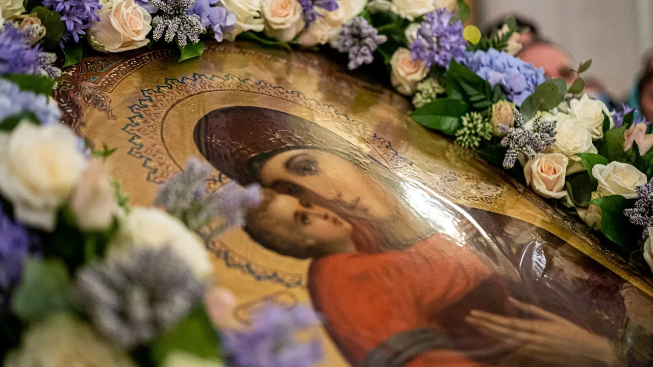 Сретение Владимирской иконы Божией Матери. 625-летие Московского Сретенского монастыря (720p) смотреть онлайн
