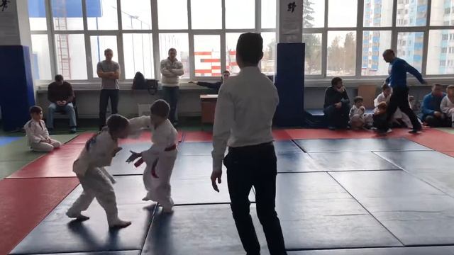 Турнир по Дзюдо среди юношей, второй бой и ? Место ?? смотреть онлайн