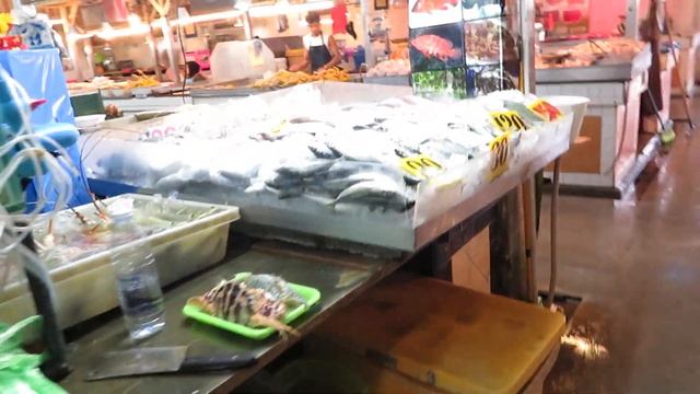 Рынок Banzaan на Патонге (Таиланд, Пхукет) смотреть онлайн