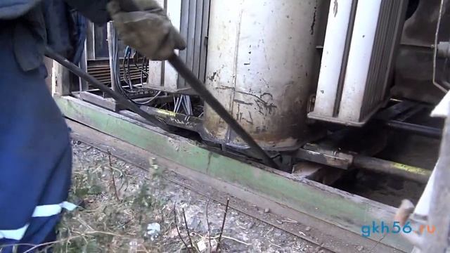 Замена трансформатора в КТПН-2 п.Северный смотреть онлайн