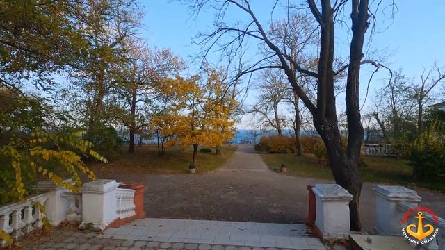 Осенний Санаторий имени Горького в Одессе 15 станция Большого Фонтана в 4K UHD смотреть онлайн