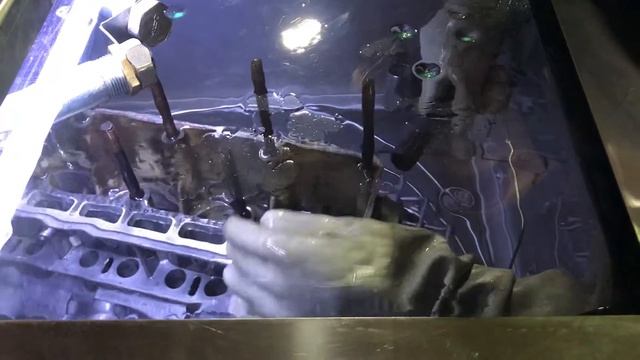 Мойка деталей АМ800 АК с опцией ручной очистки, автоматическая промывочная установка смотреть онлайн