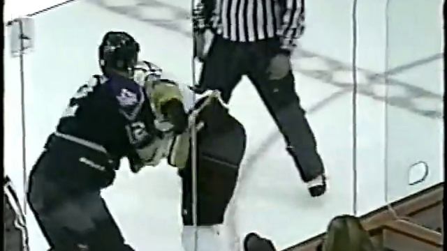 Stu Grimson vs Matthew Barnaby Round 2 смотреть онлайн