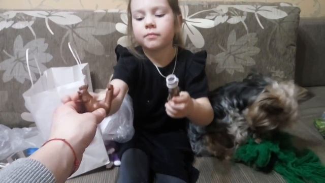 РАСПАКОВЫВАЕМ подарки из Львова! смотреть онлайн