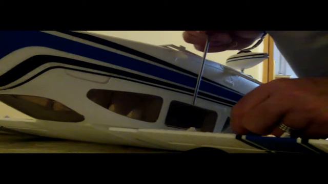Cessna 182 class 500 / blitz rc - unboxing смотреть онлайн