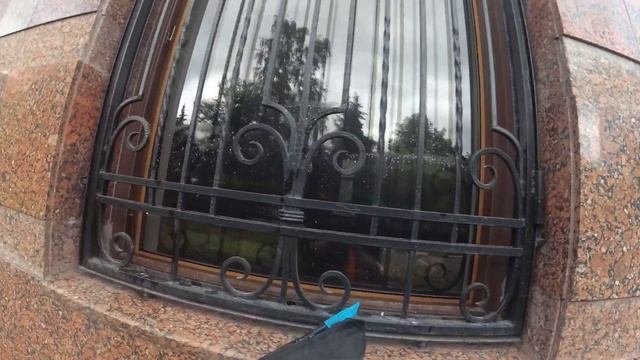 Мойка окон.Техника мойки окон за решетками Moerman 35 cm. смотреть онлайн