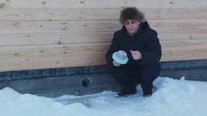 Как утеплить продухи фундамента зимой