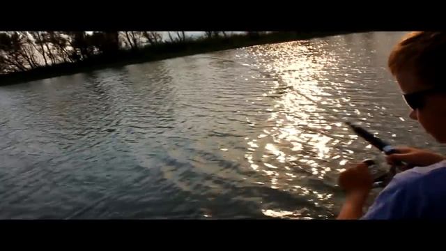 Прикольные моменты рыбалки на базе Московская смотреть онлайн