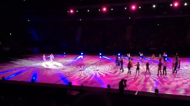 Шоу Олимпийских чемпионов, СПБ 2014. смотреть онлайн